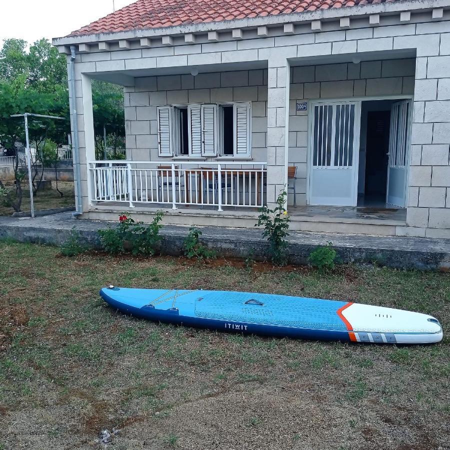 My Mediterranean Villa With Huge Garden And Own Parking ลุมบาร์ดา ภายนอก รูปภาพ